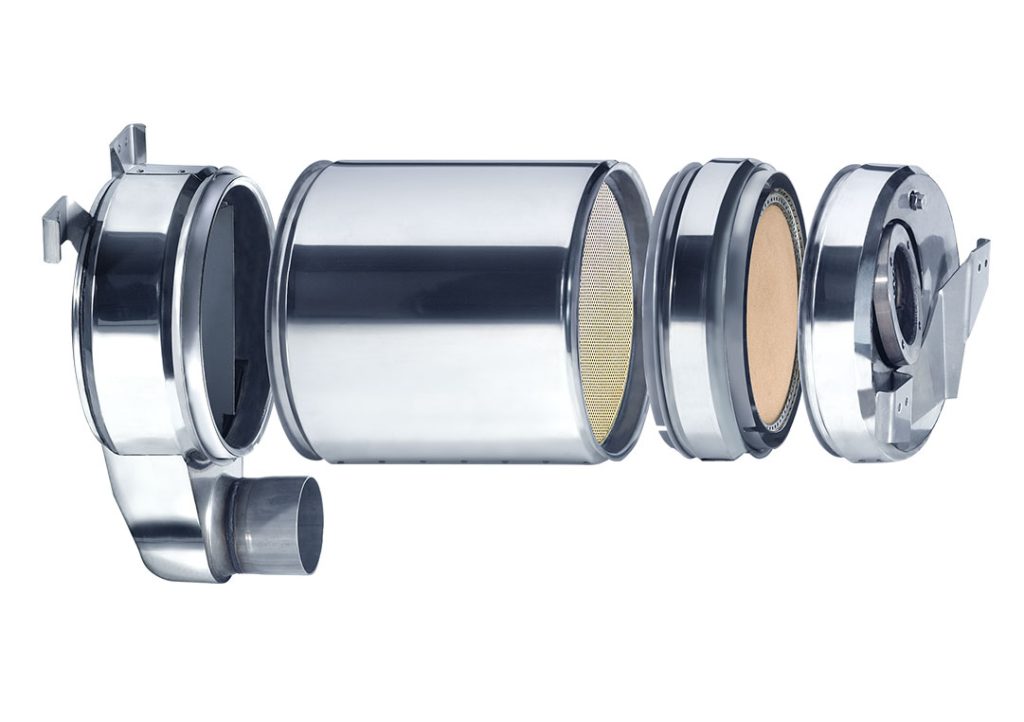 Ceramic filters passively regenerated
